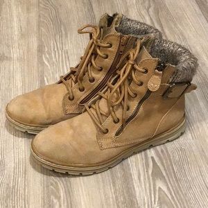 EUC hiking style boots